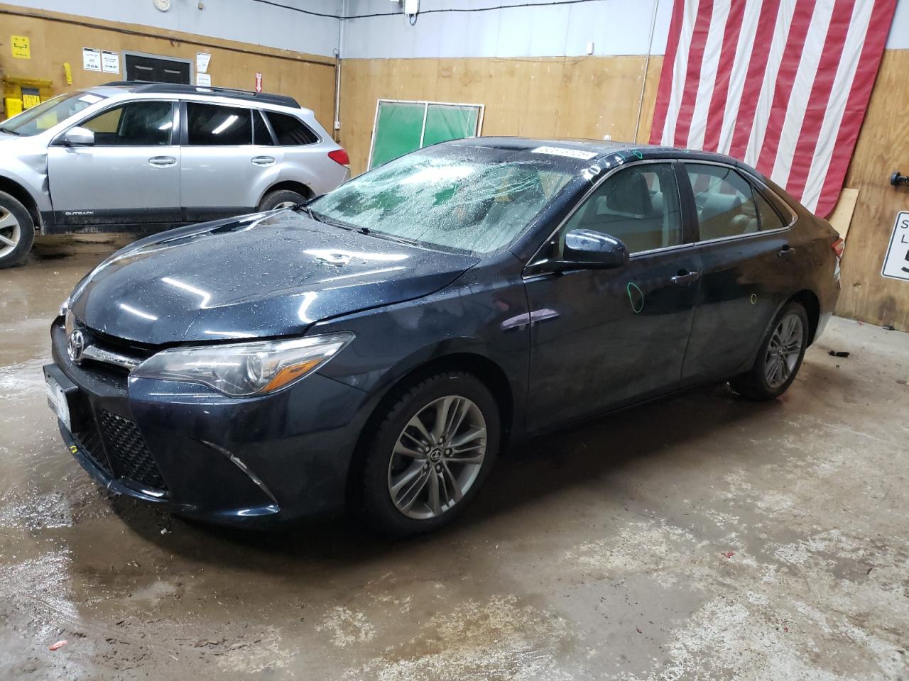 TOYOTA CAMRY LE 2017