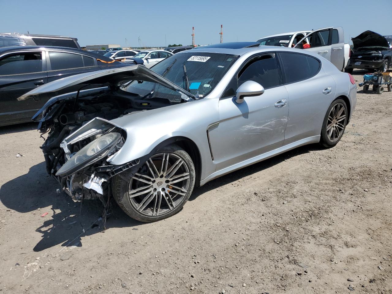 PORSCHE PANAMERA 2 2015