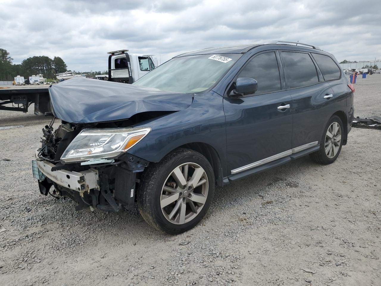 NISSAN PATHFINDER 2015