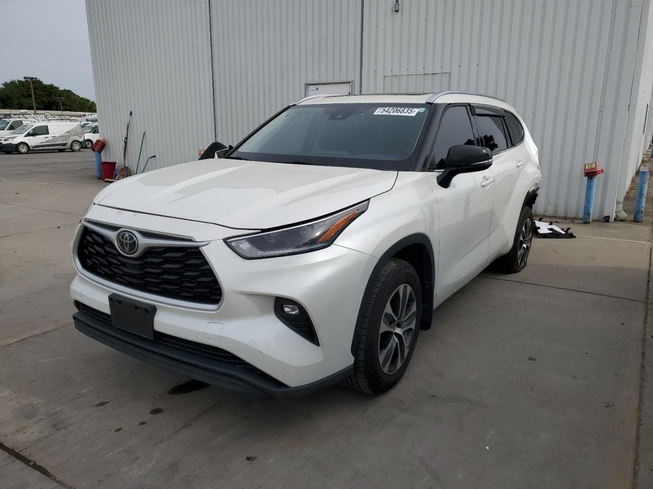 TOYOTA HIGHLANDER 2021