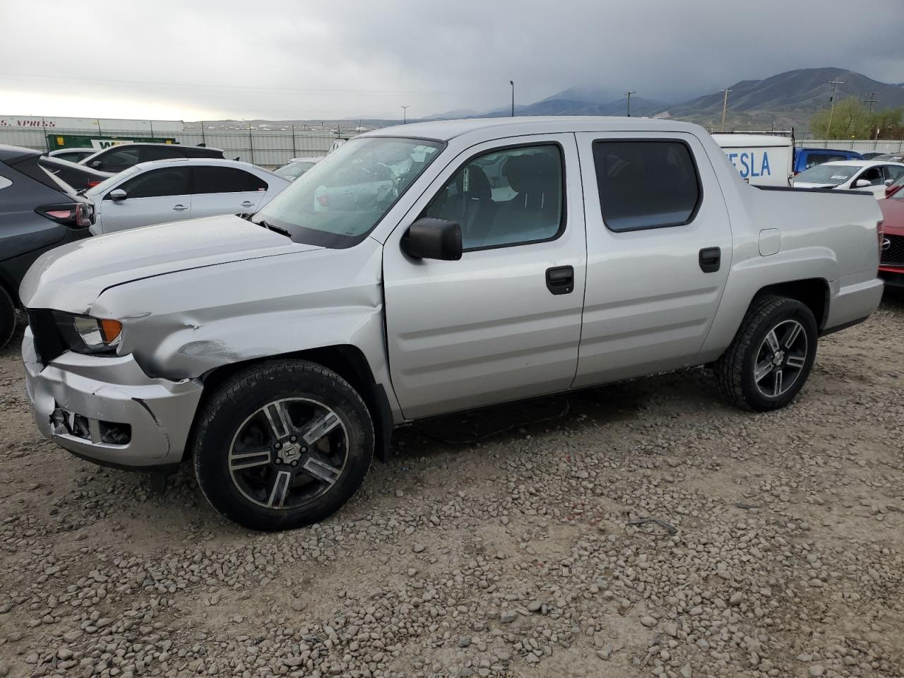 HONDA RIDGELINE 2014