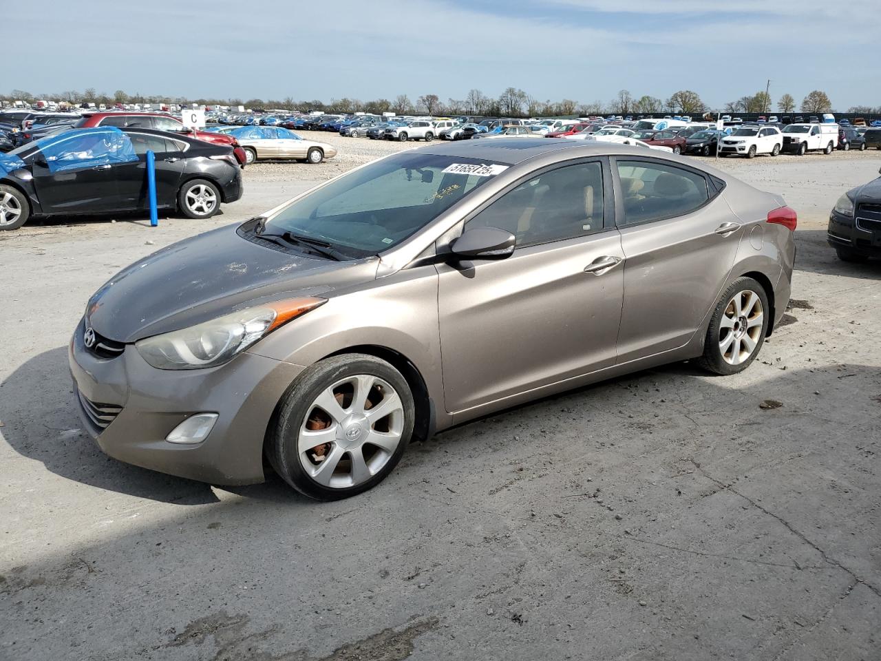 HYUNDAI ELANTRA GL 2013