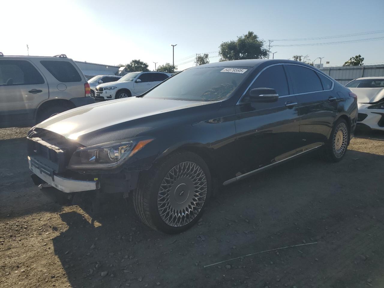 HYUNDAI GENESIS 3. 2015