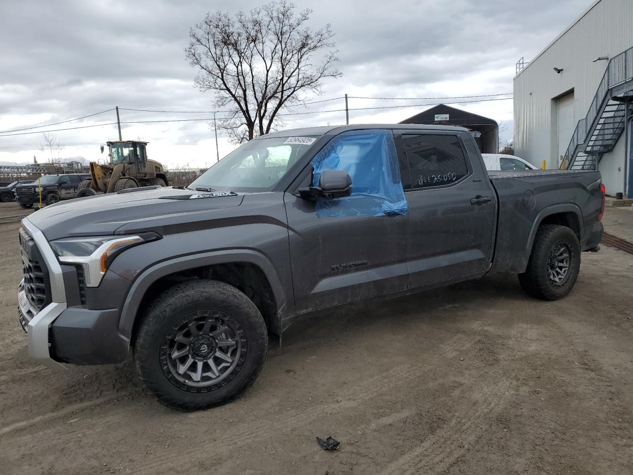 TOYOTA TUNDRA CRE 2023