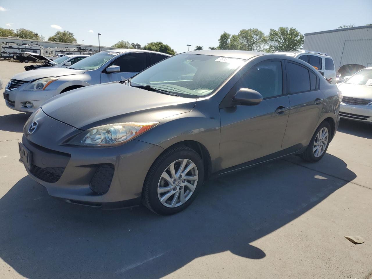 MAZDA 3 2012