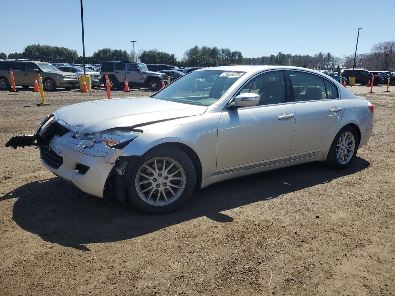 HYUNDAI GENESIS 3. 2011