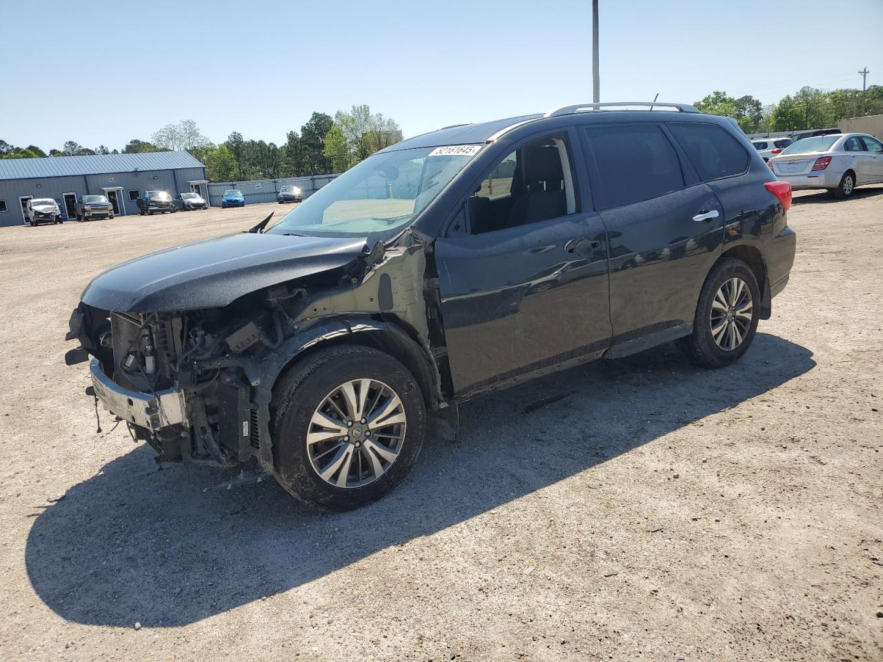 NISSAN PATHFINDER 2017