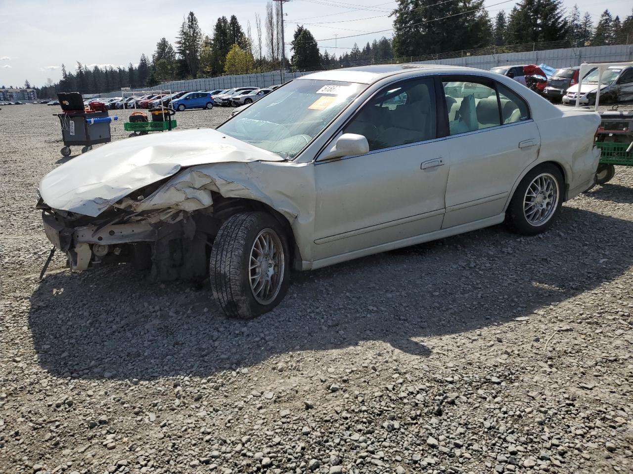 MITSUBISHI GALANT ES 2003