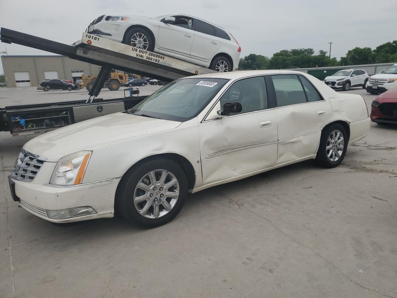 CADILLAC DTS 2008