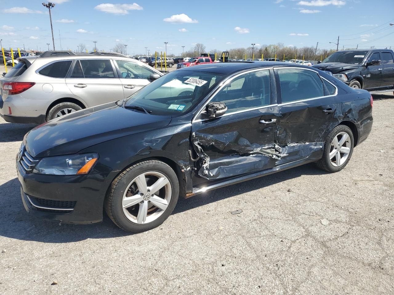VOLKSWAGEN PASSAT SE 2013