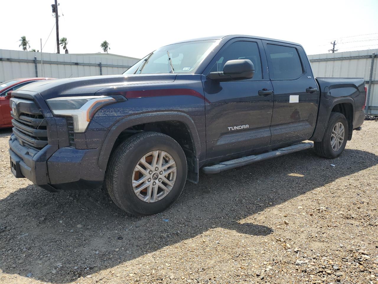 TOYOTA TUNDRA CRE 2024