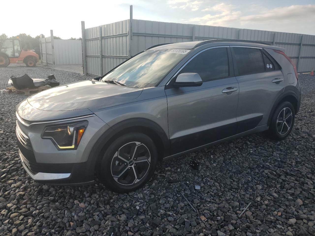 KIA NIRO LX 2024
