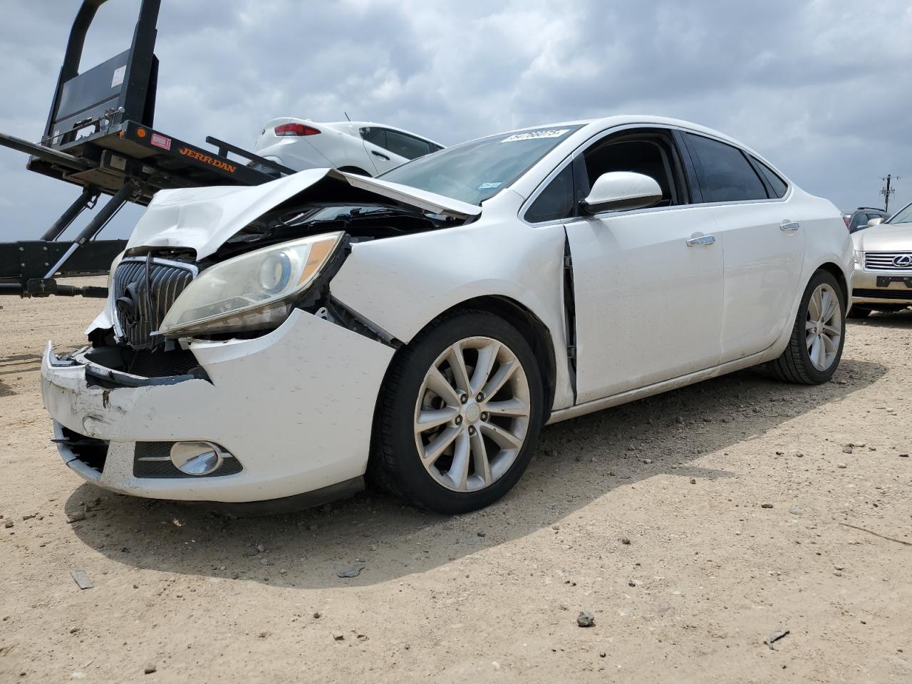 BUICK VERANO 2013