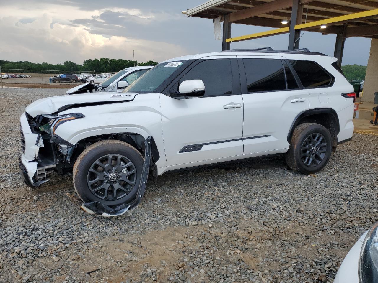 TOYOTA SEQUOIA SR 2024