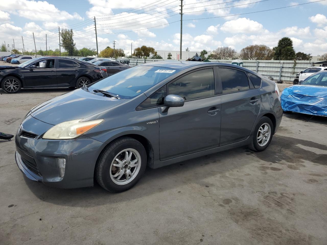 TOYOTA PRIUS 2014