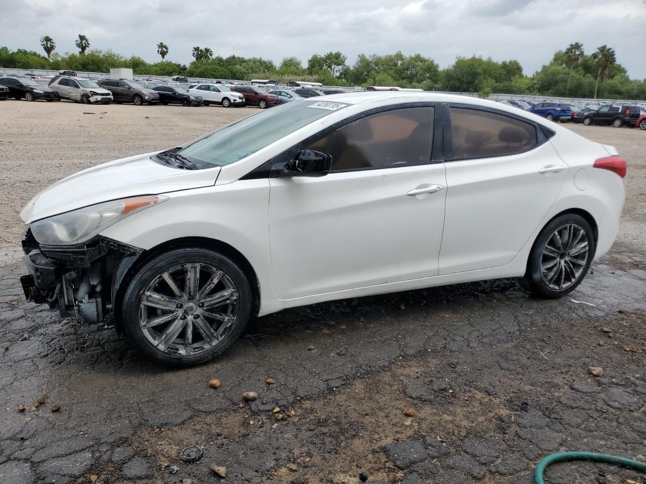 HYUNDAI ELANTRA GL 2013