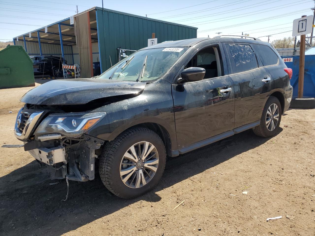 NISSAN PATHFINDER 2017
