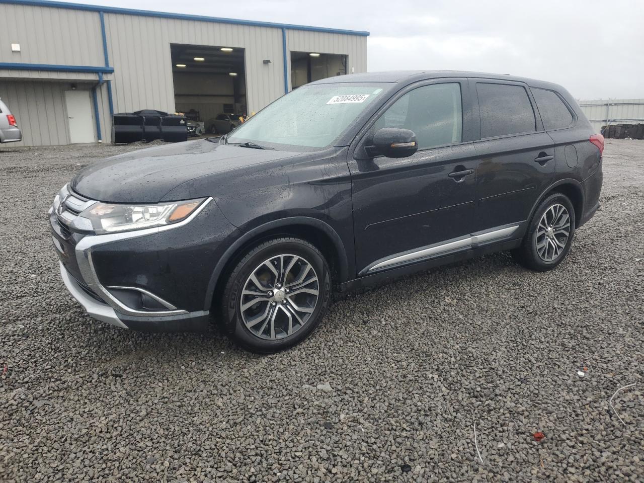 MITSUBISHI OUTLANDER 2017
