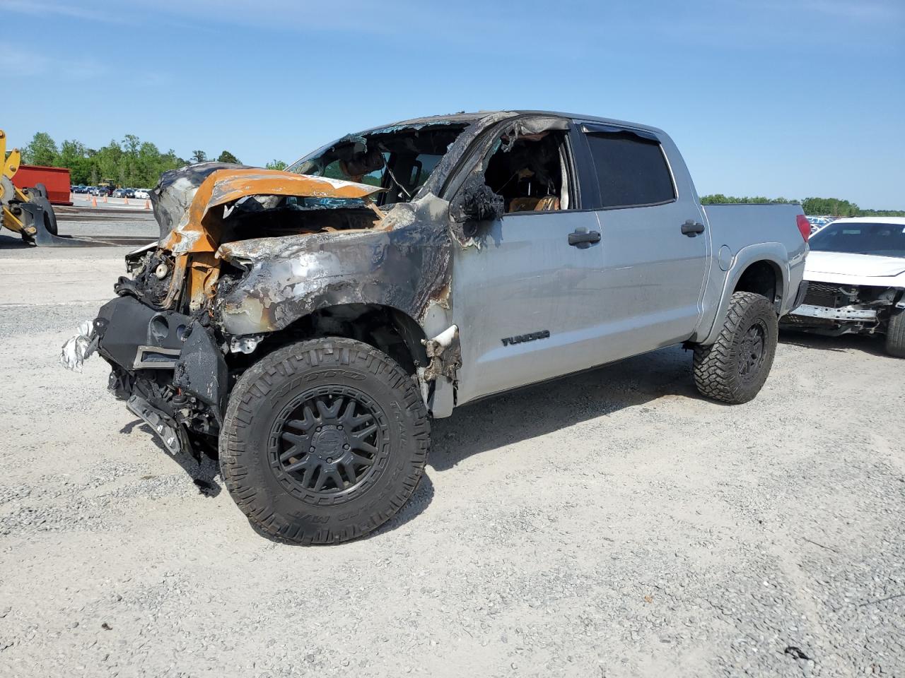 TOYOTA TUNDRA CRE 2008