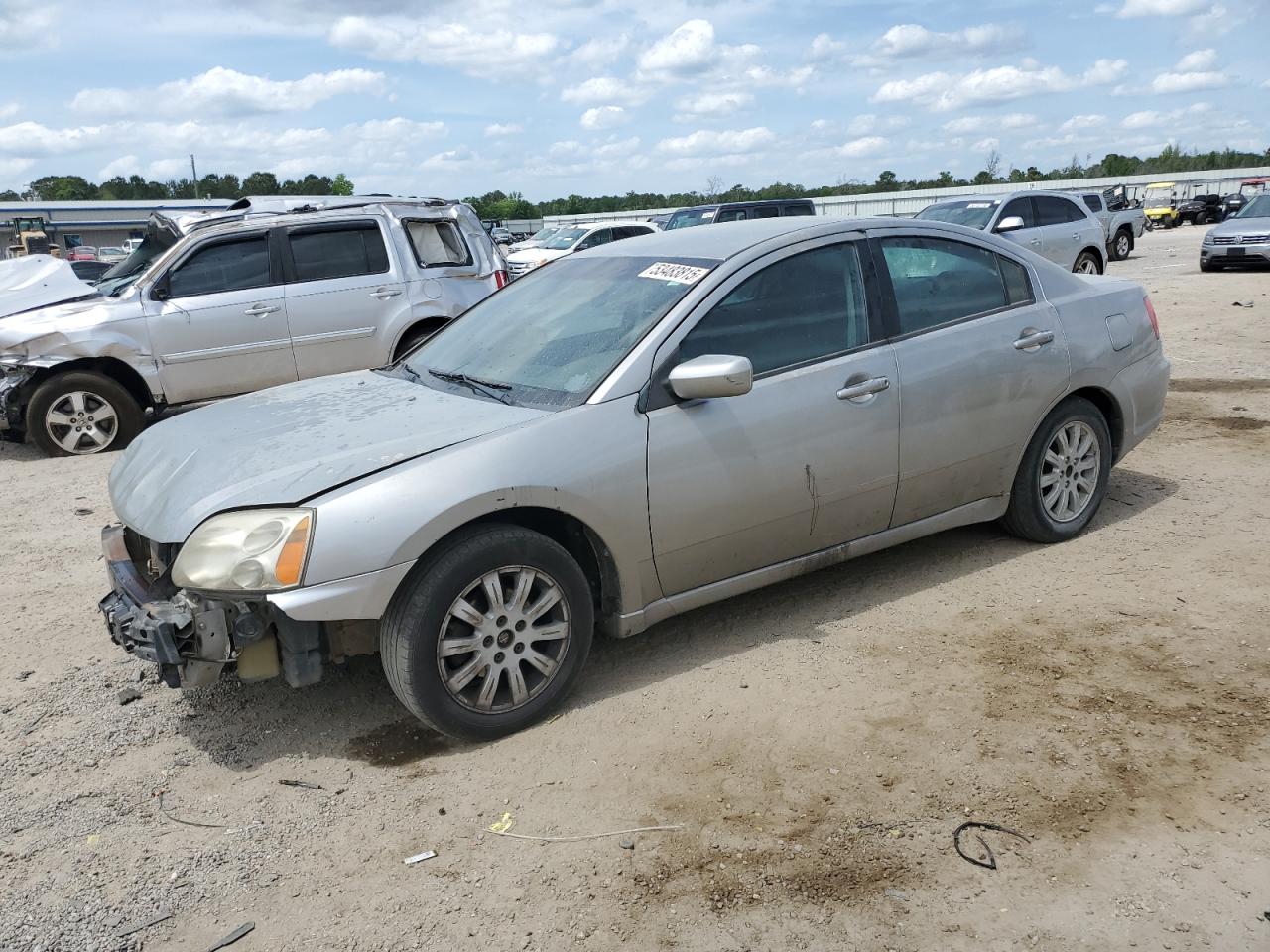 MITSUBISHI GALANT FE 2012