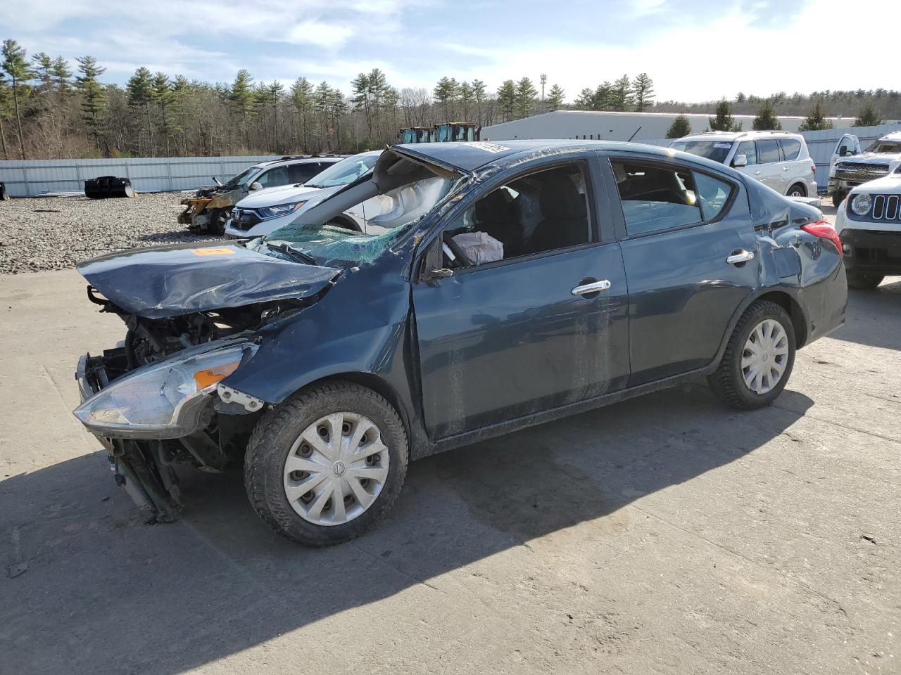 NISSAN VERSA S 2016