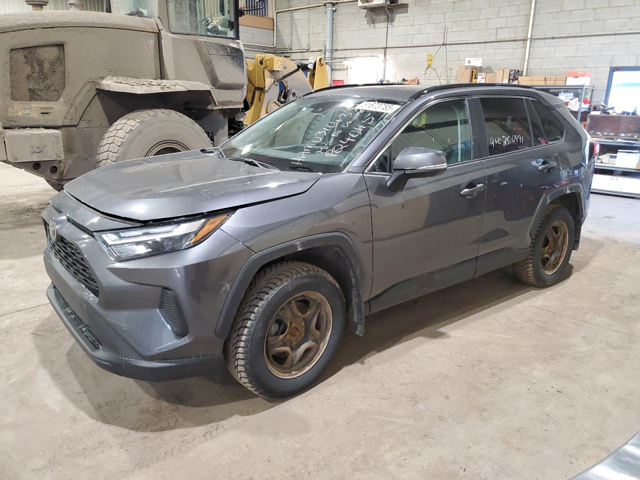 TOYOTA RAV4 XLE 2022