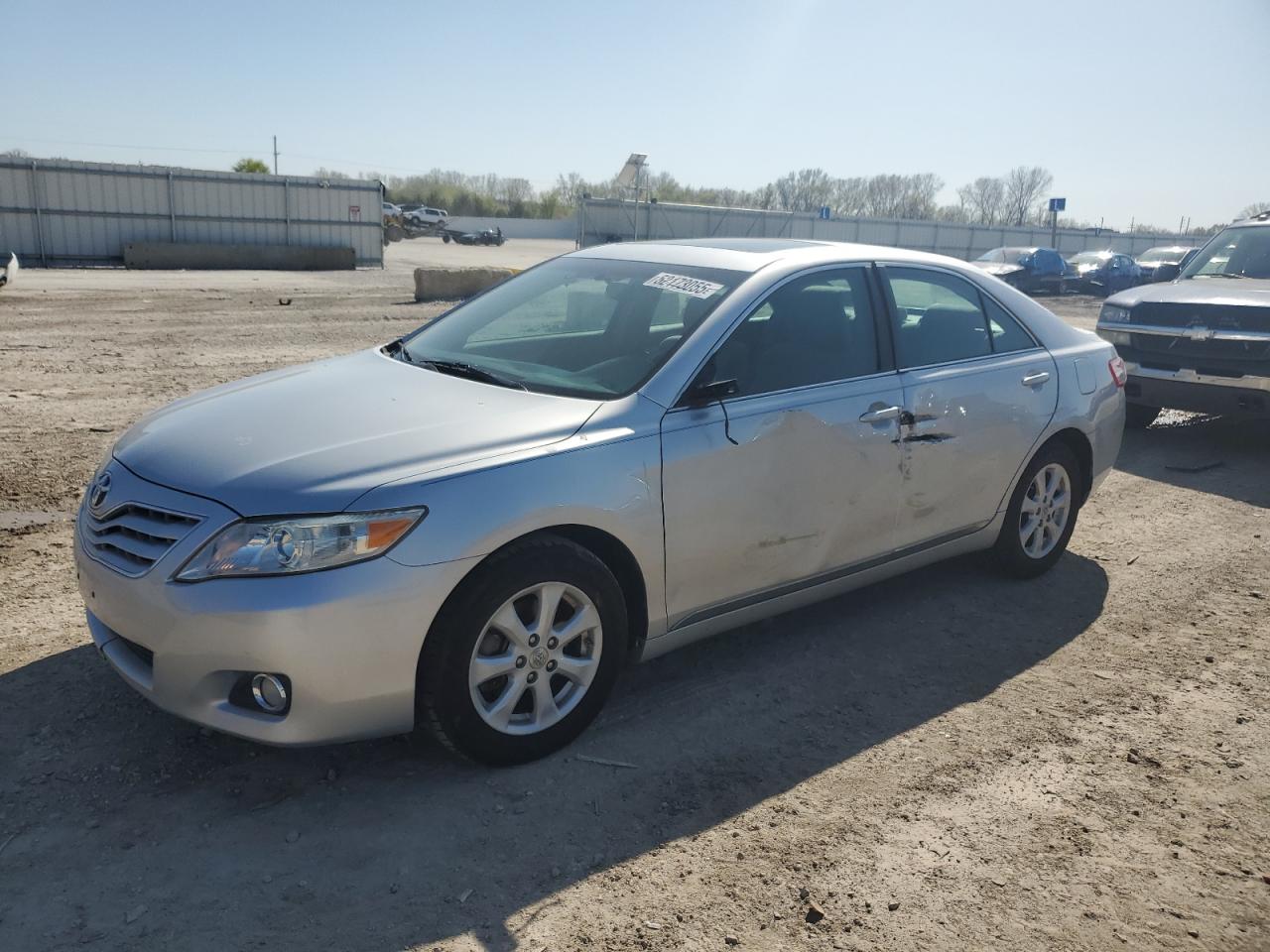 TOYOTA CAMRY BASE 2011