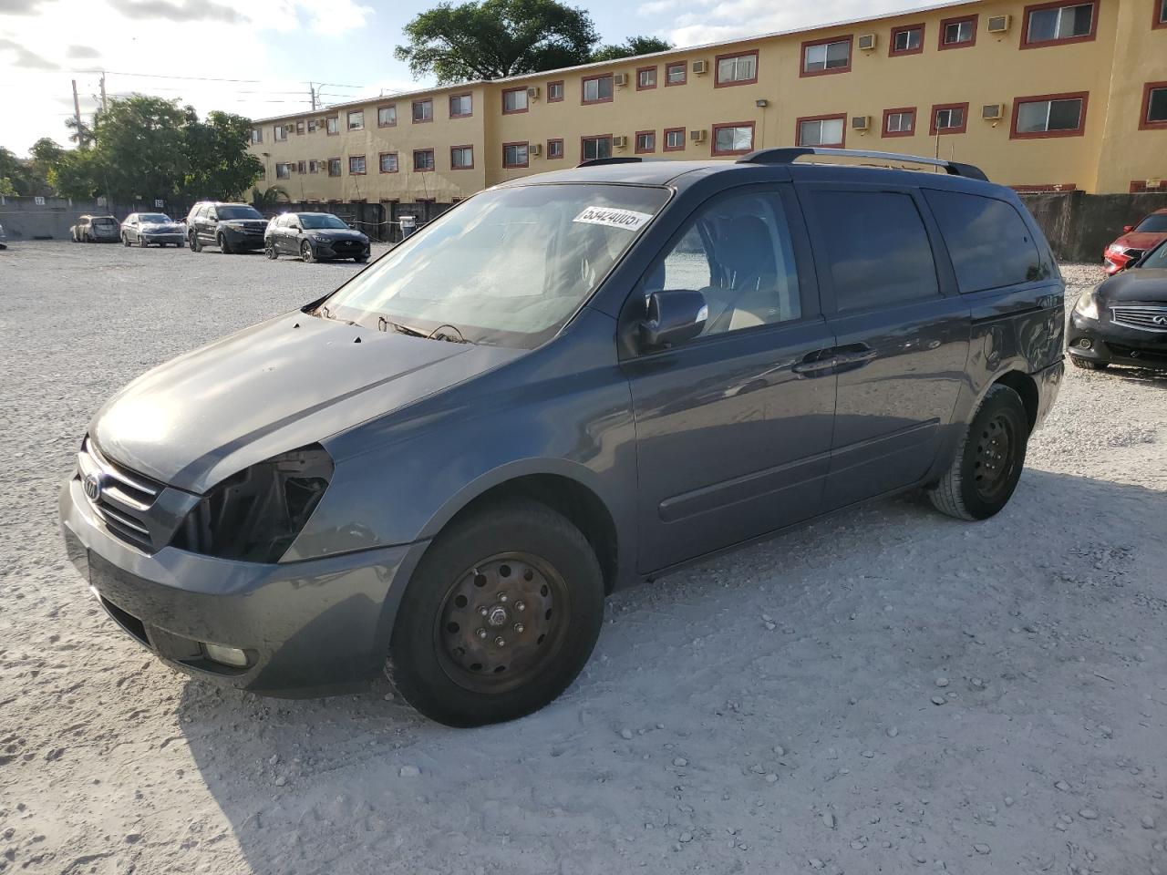 KIA SEDONA LX 2012