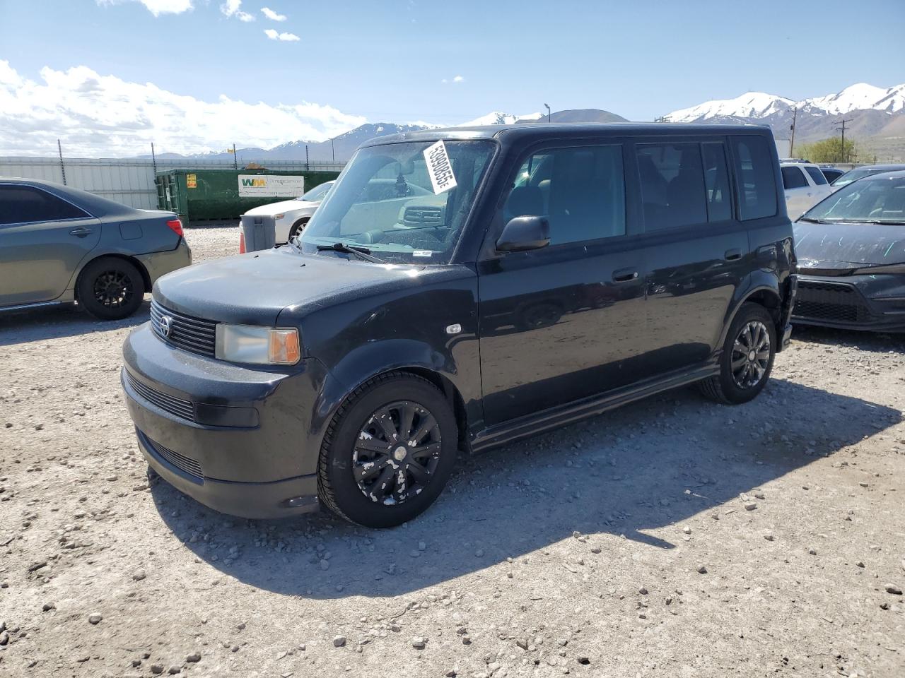 TOYOTA SCION XB 2005