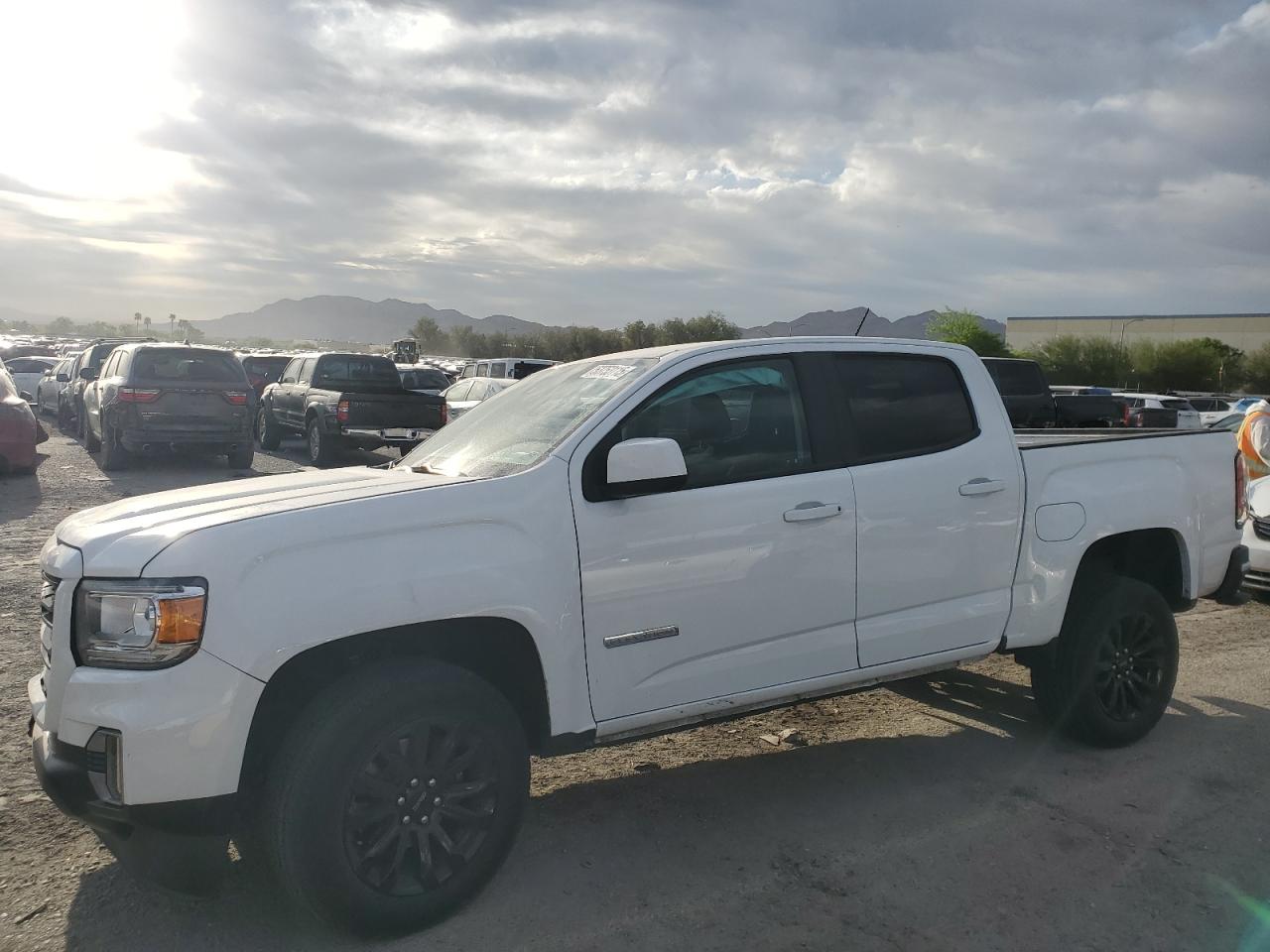 GMC CANYON ELEVATION 2022