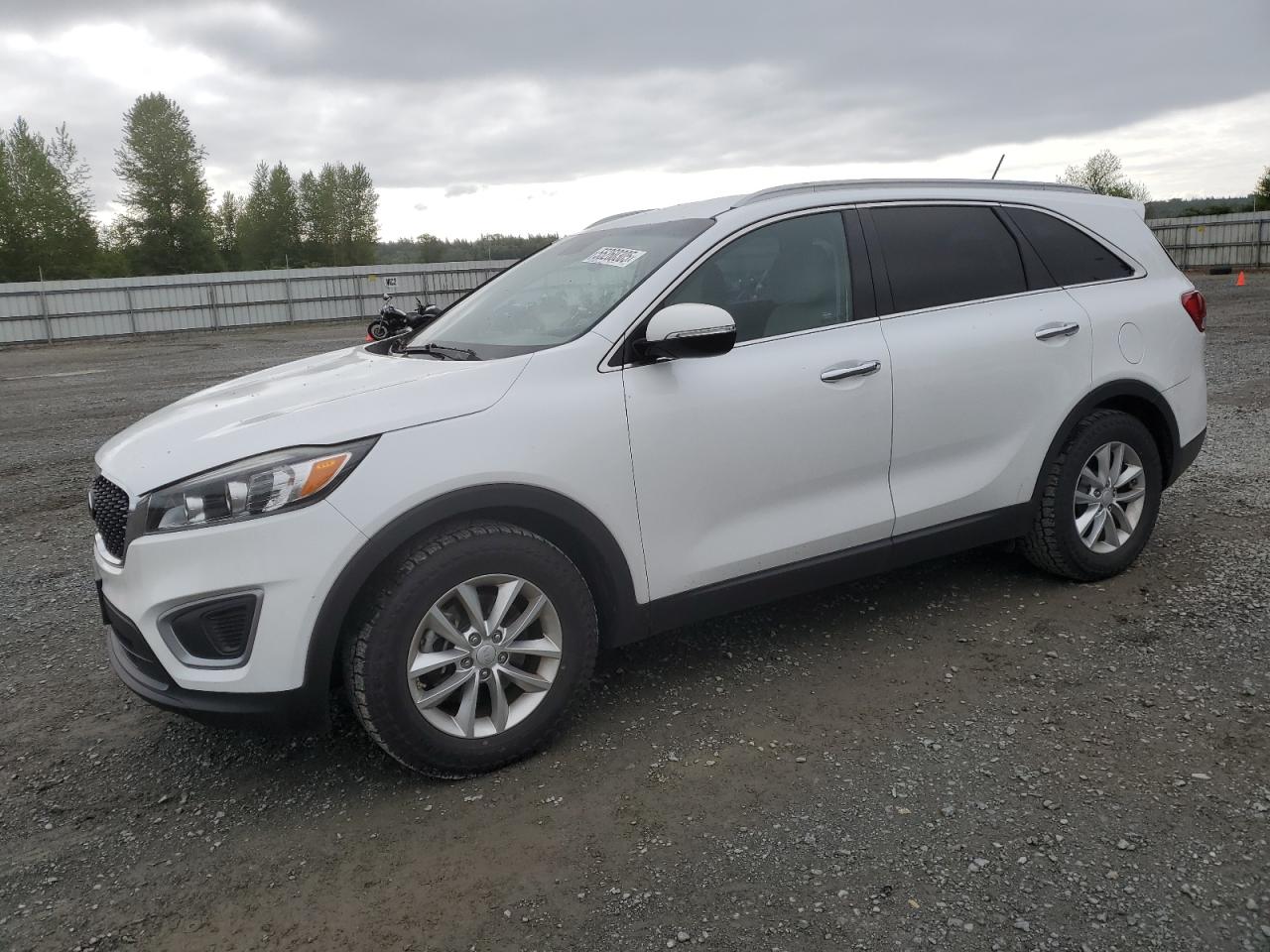 KIA SORENTO LX 2017