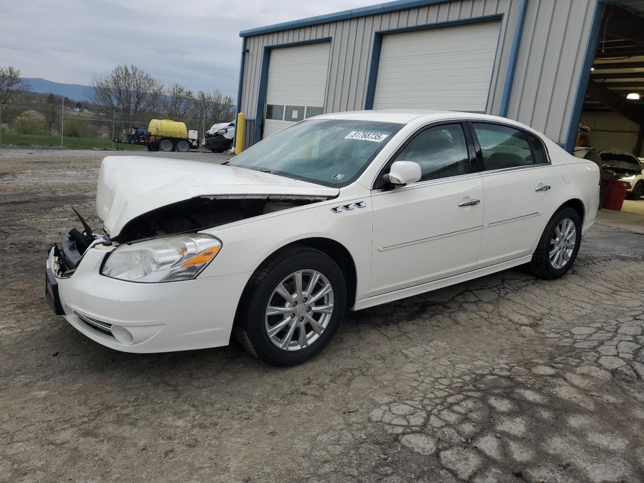 BUICK LUCERNE CX 2011