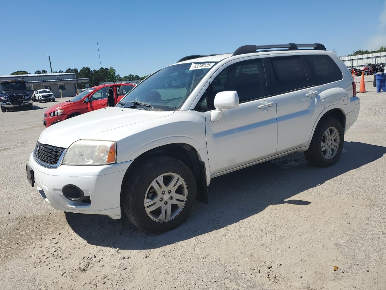 MITSUBISHI ENDEAVOR L 2011