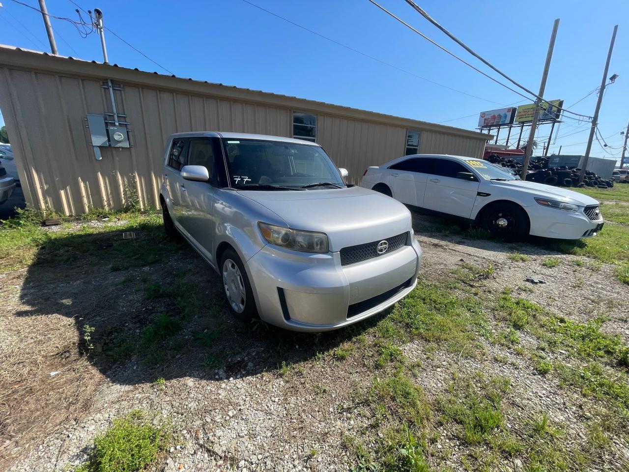 TOYOTA SCION XB 2009