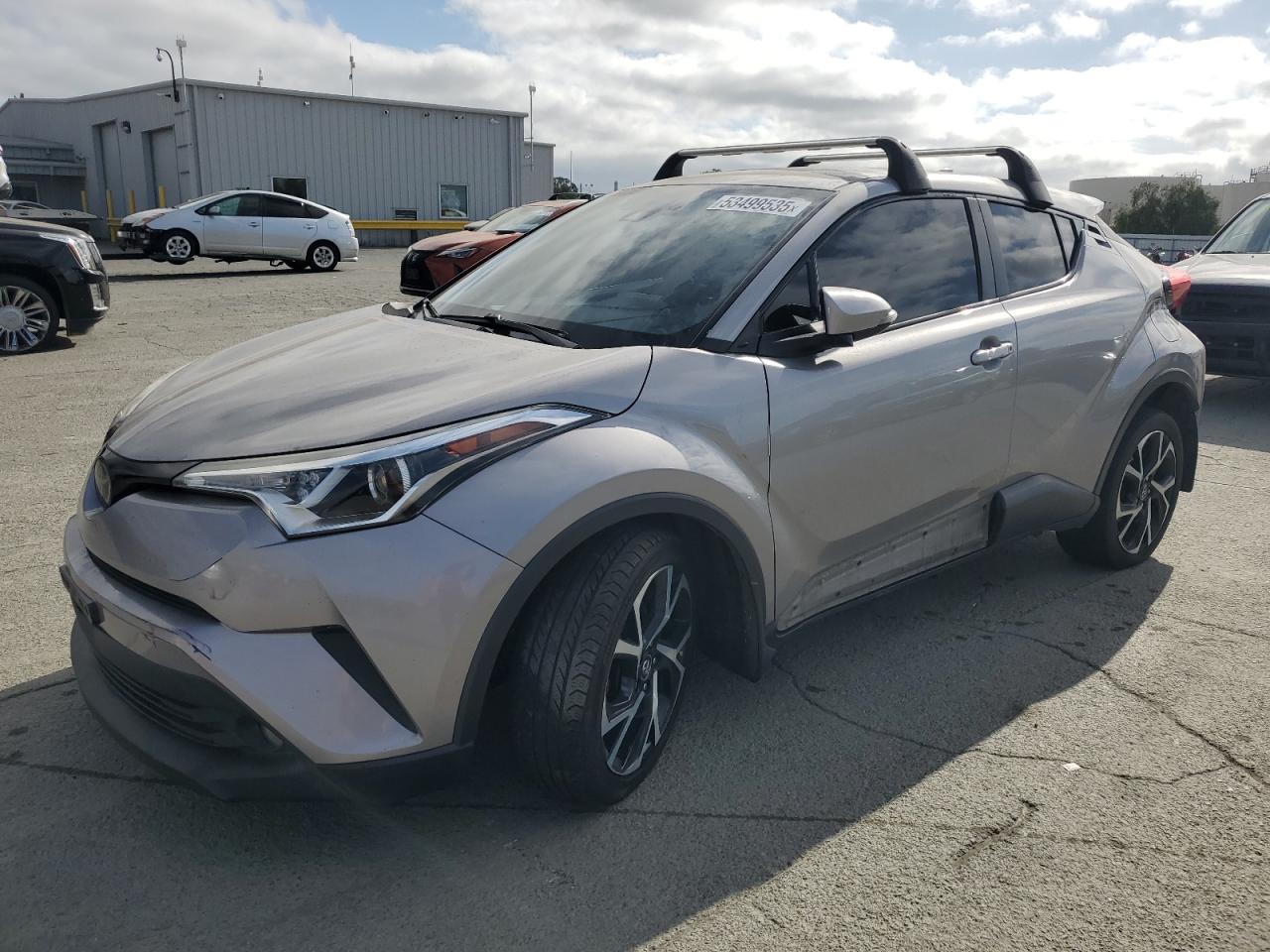 TOYOTA C-HR XLE 2018