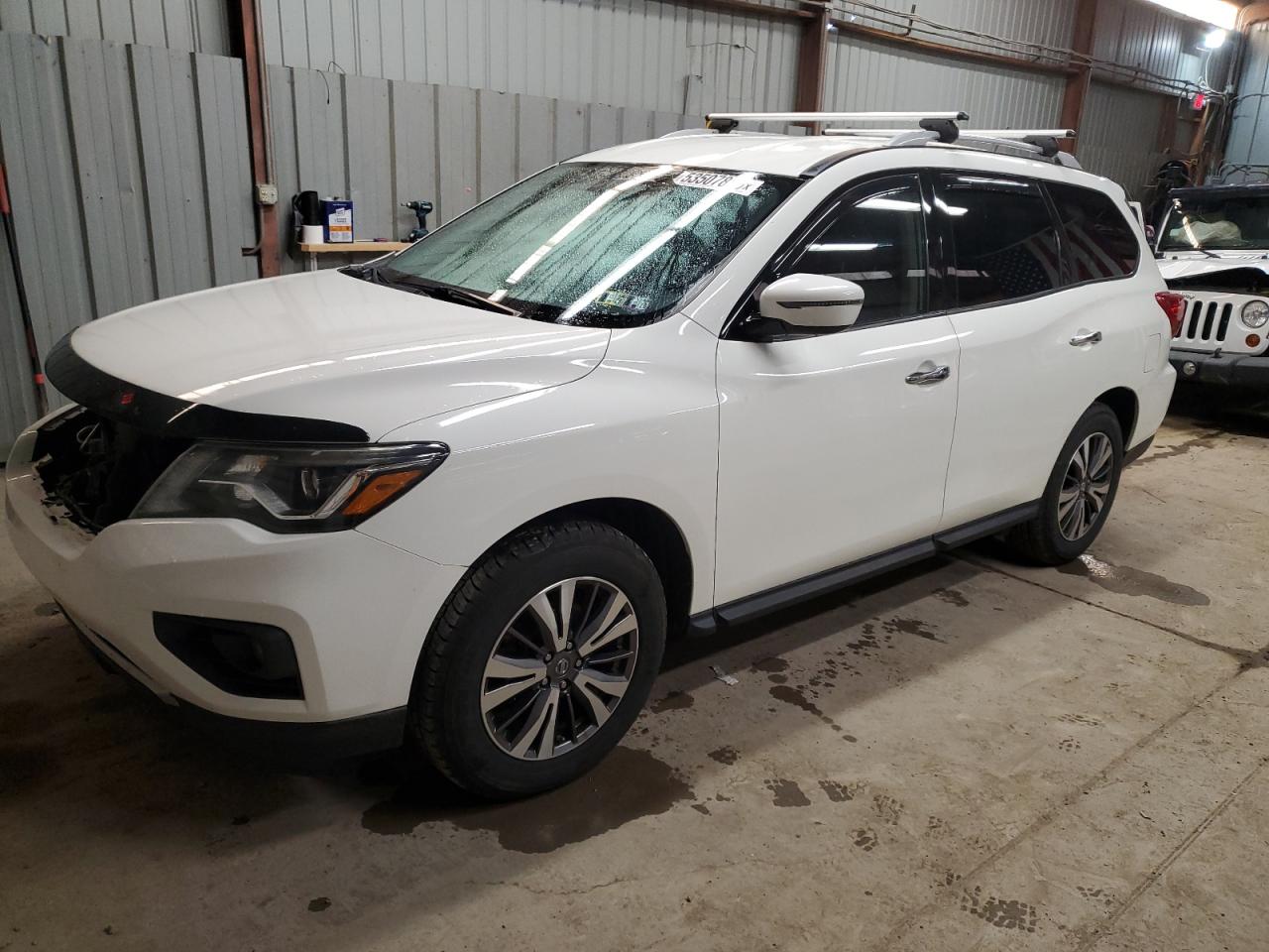 NISSAN PATHFINDER 2018