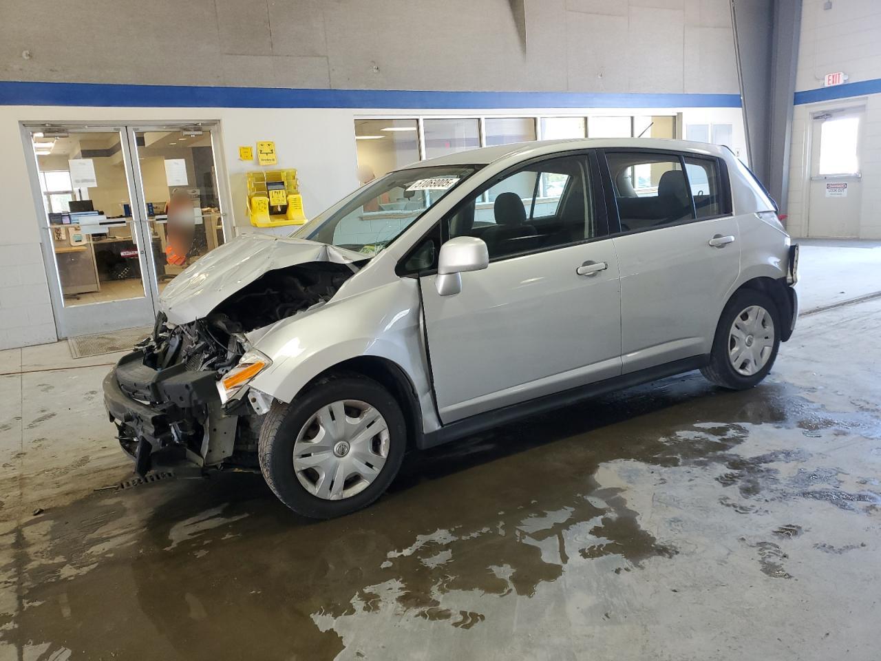 NISSAN VERSA S 2012
