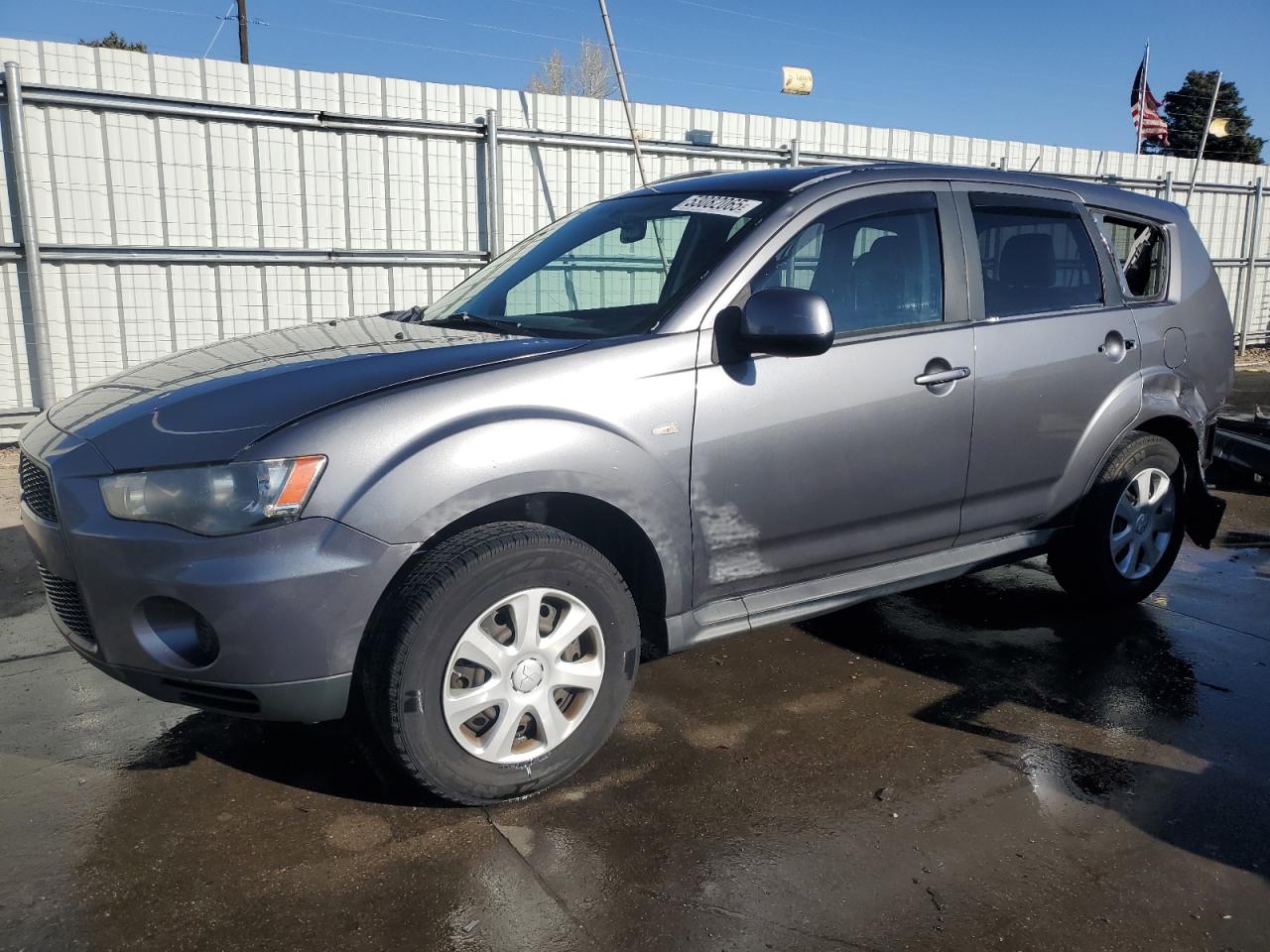 MITSUBISHI OUTLANDER 2012