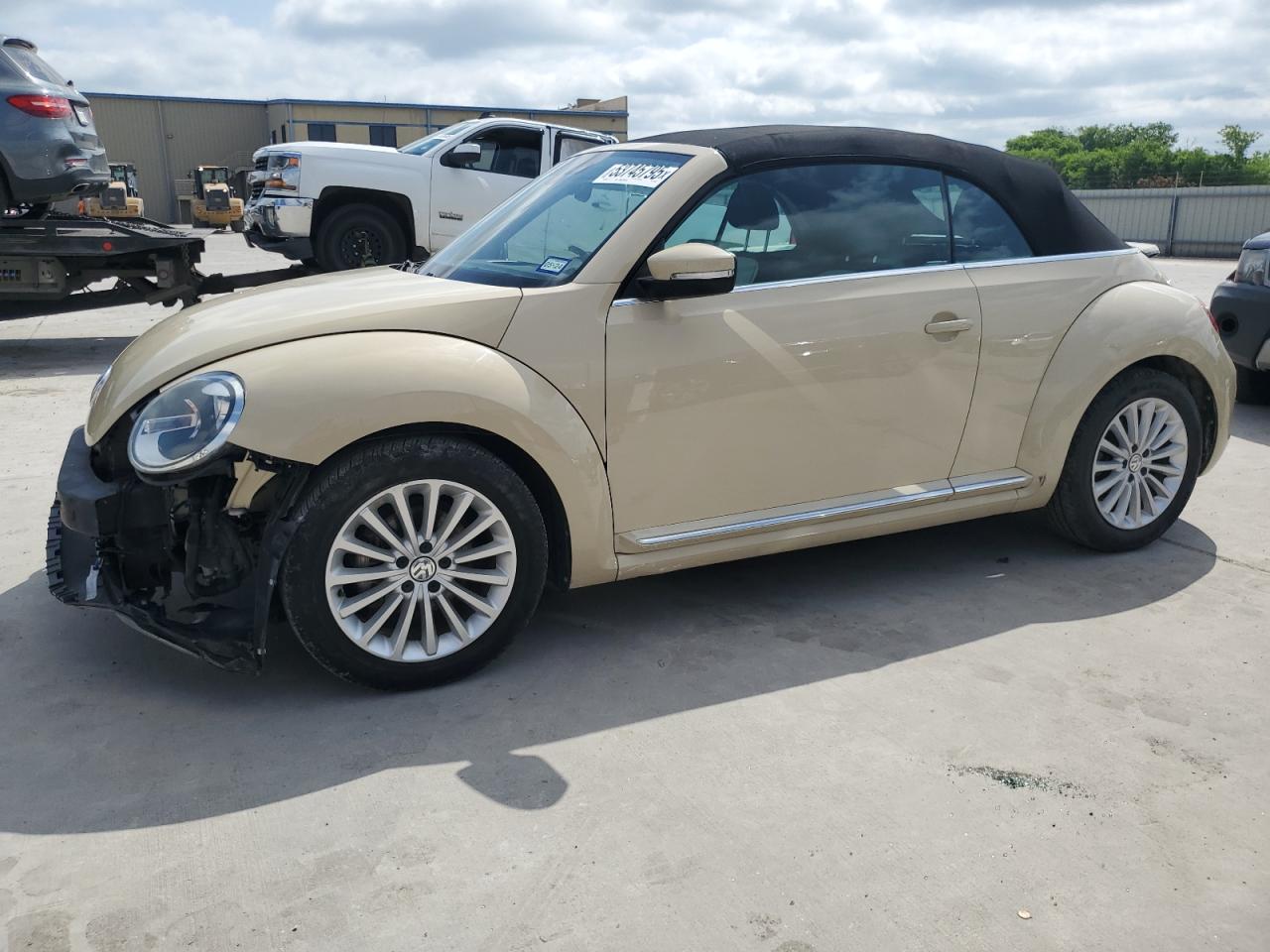 VOLKSWAGEN BEETLE S 2019