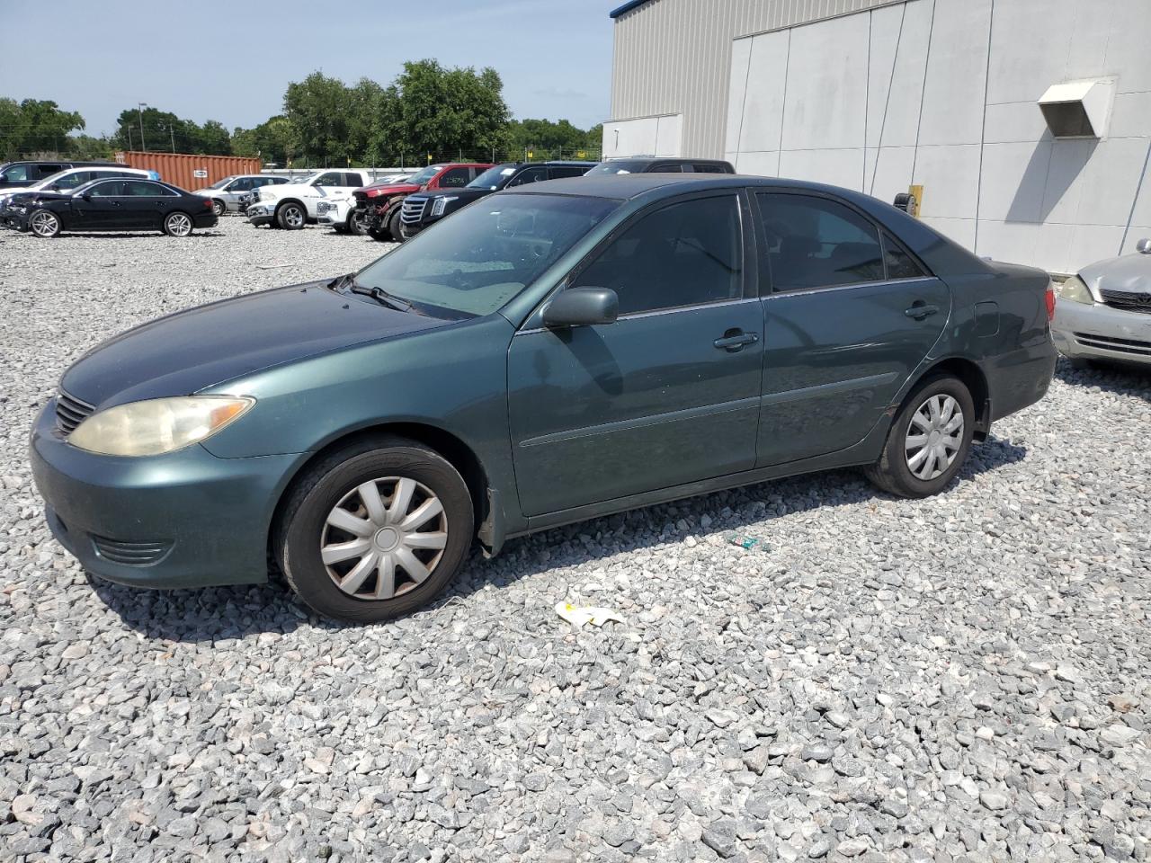 TOYOTA CAMRY LE 2005