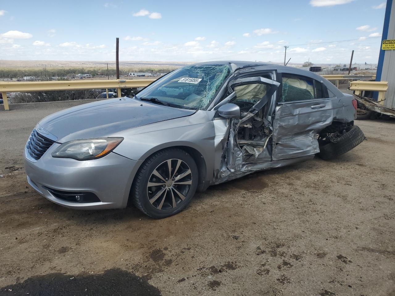 CHRYSLER 200 2013