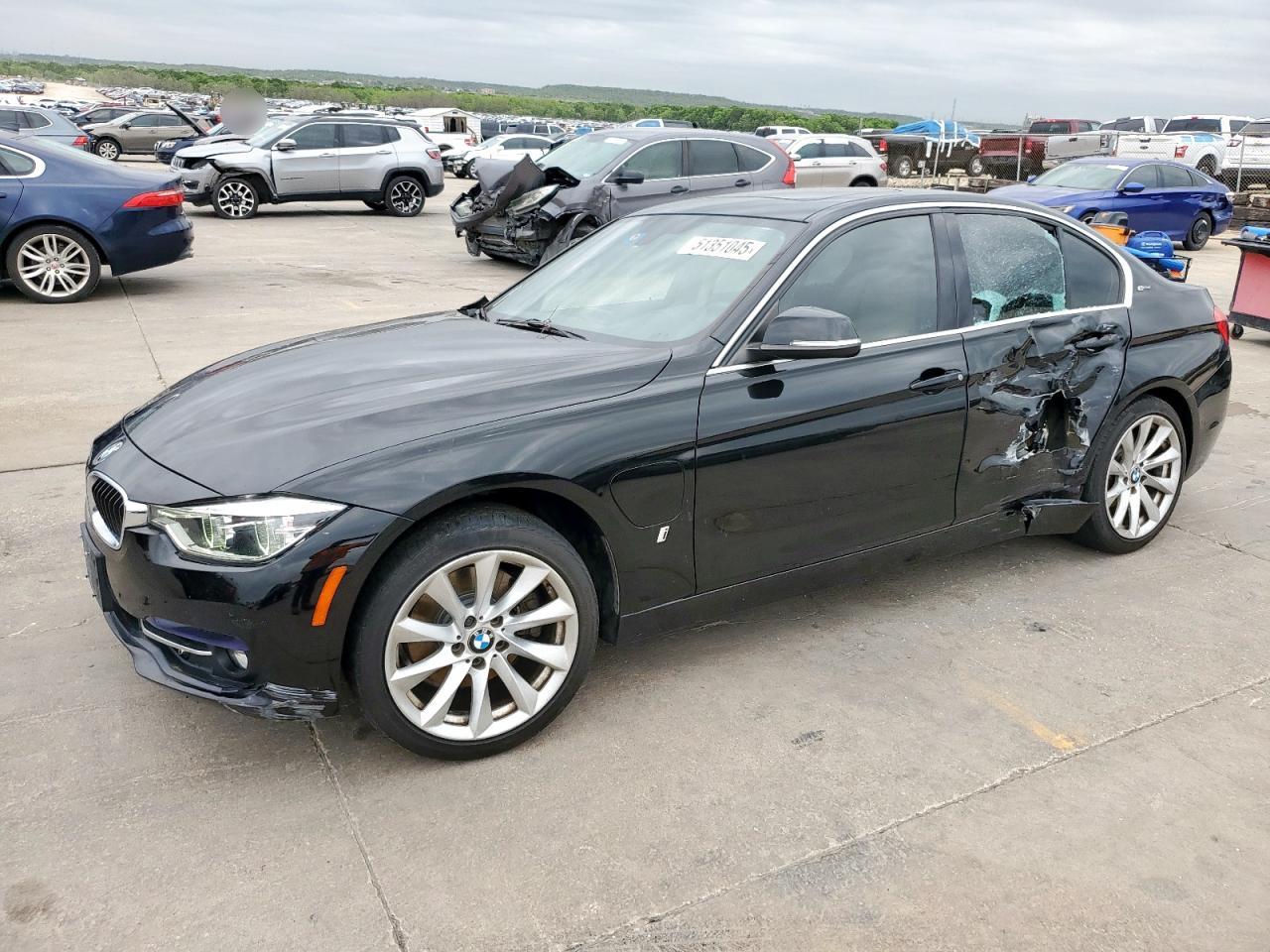 BMW 330E 2017