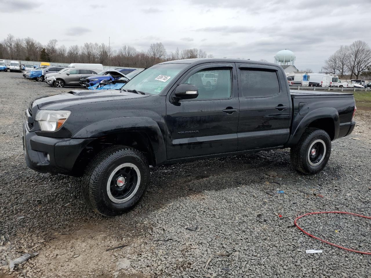 TOYOTA TACOMA DOU 2015