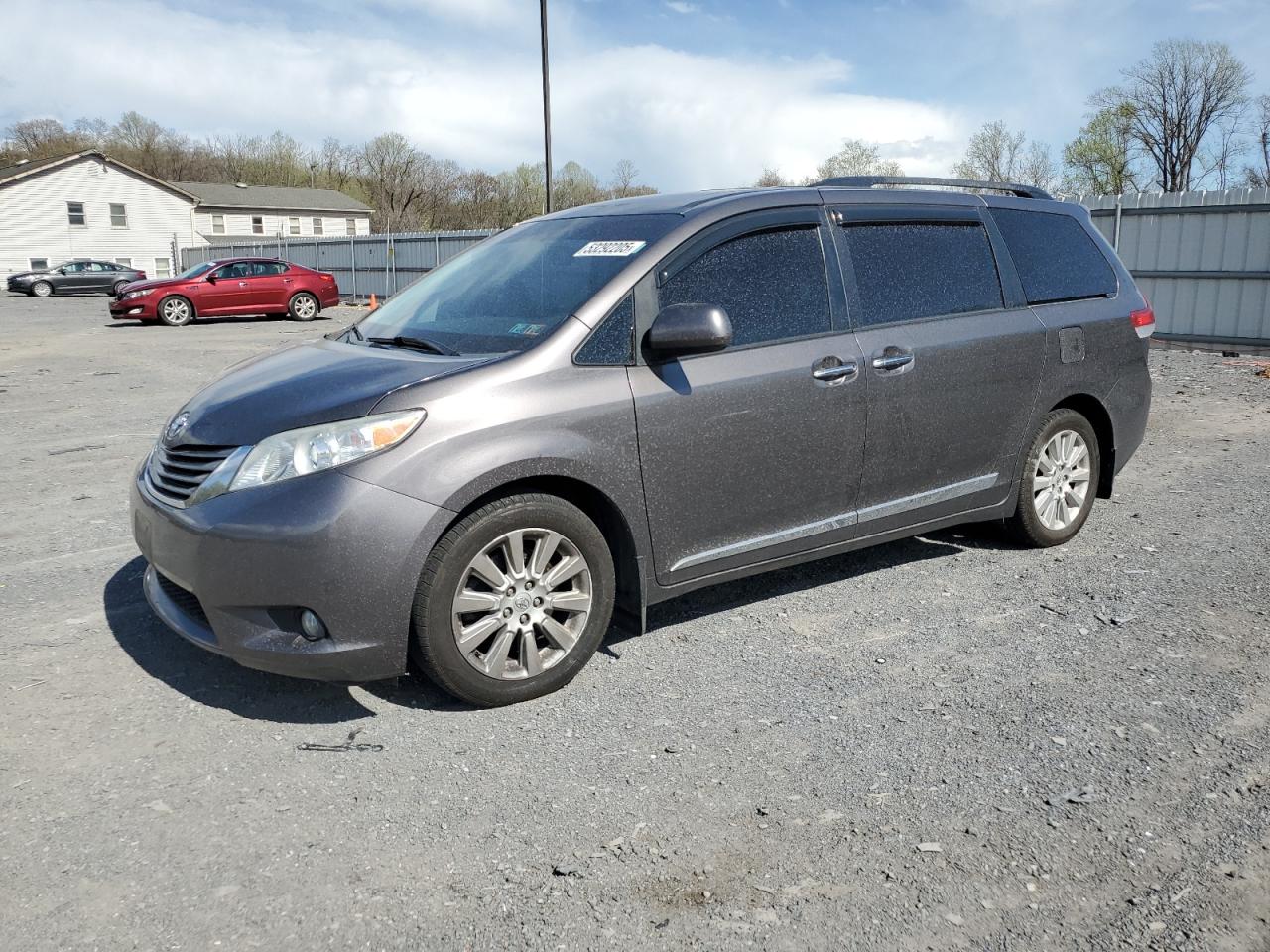 TOYOTA SIENNA XLE 2012