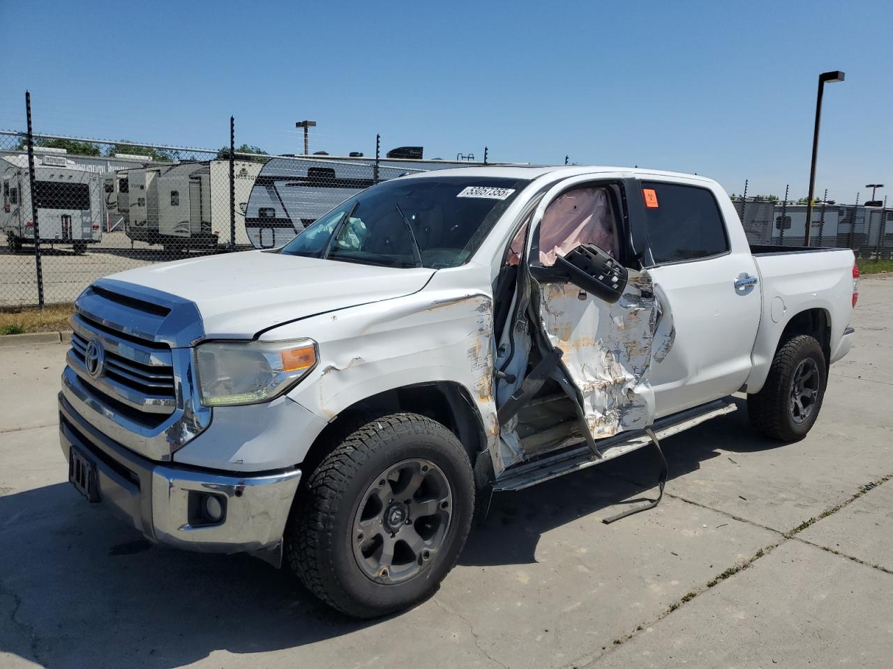TOYOTA TUNDRA CRE 2016
