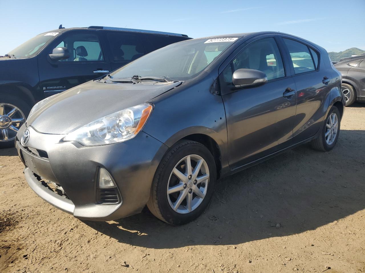 TOYOTA PRIUS C 2014