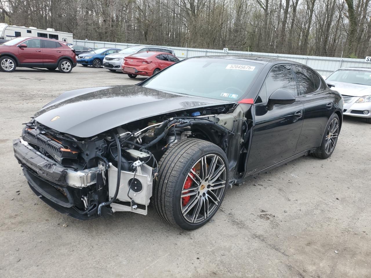 PORSCHE PANAMERA 2016