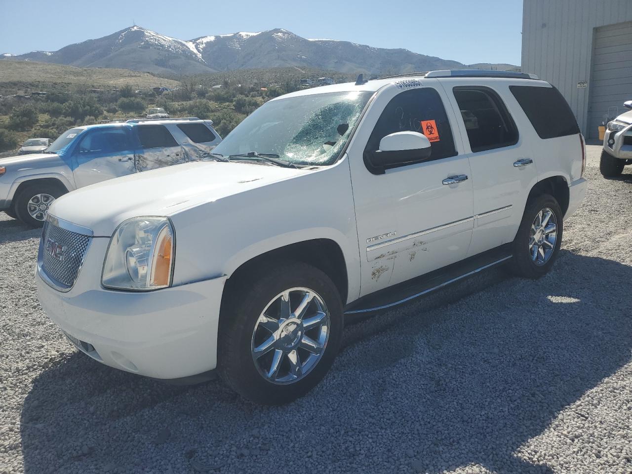 GMC YUKON DENA 2012