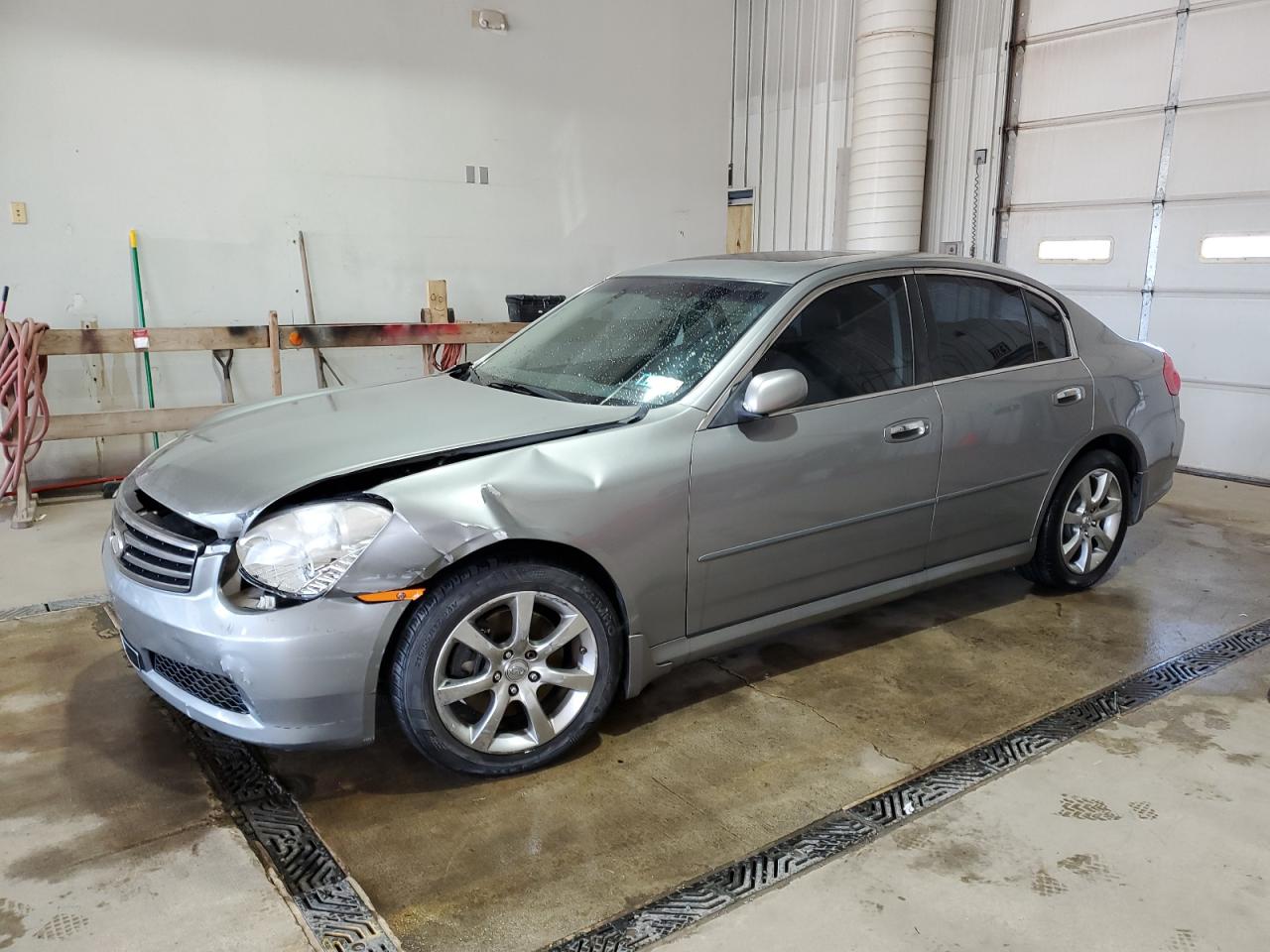 INFINITI G35 2006