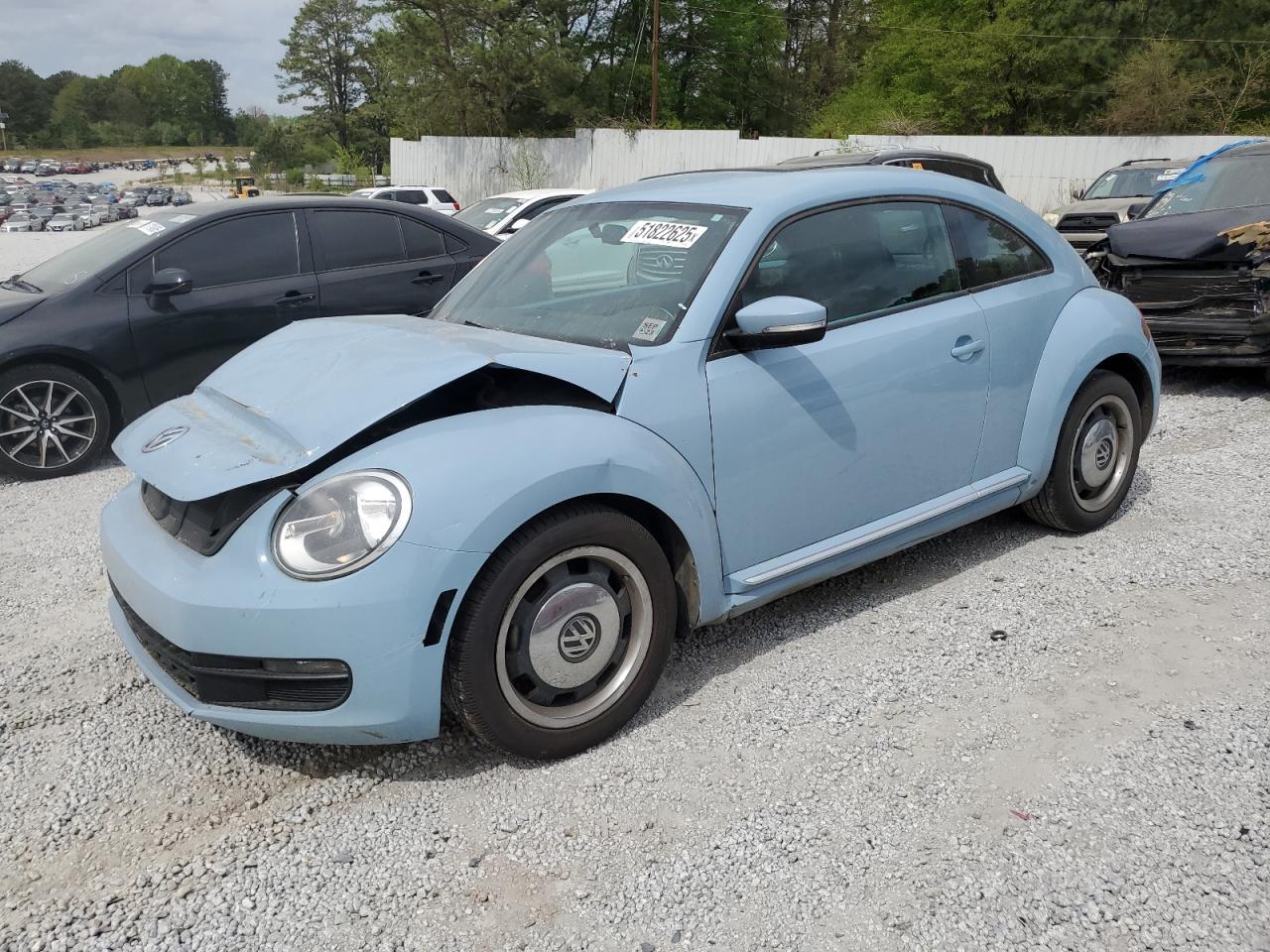 VOLKSWAGEN BEETLE 2012
